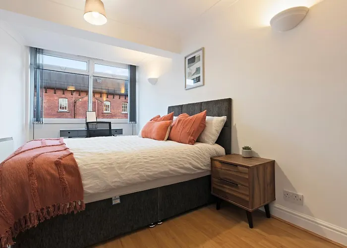 - Private Parking - Reliable Wifi - Sleeps Four Apartment